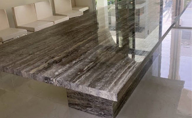 Penhouse Table
