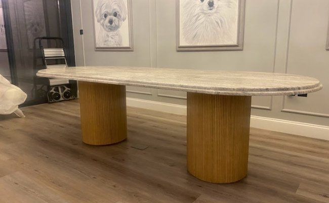 Royalteen Dining Table