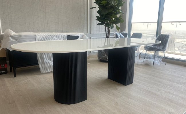 Laxine Dining Table